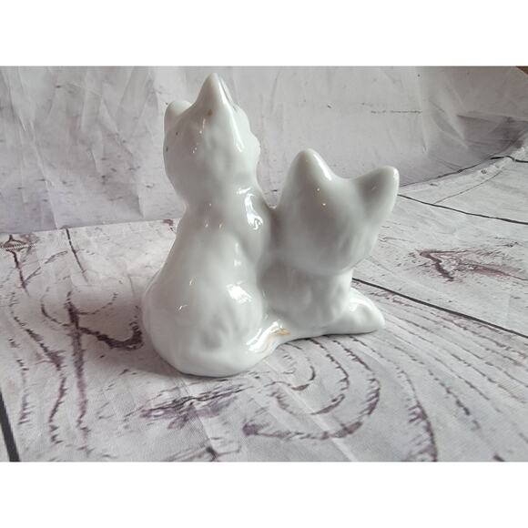 Vintage 2 kittens cats figurine trimmed with gold Castagna Italy 3in - Picture 5 of 7